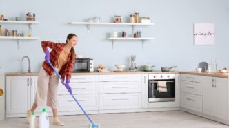 jak czyścić panele winylowe