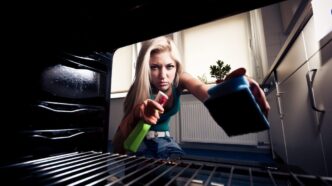 jak wyczyścić piekarnik domowymi sposobami