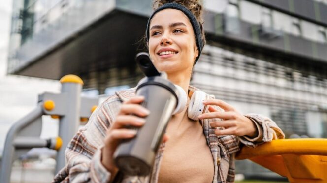 Ile białka dziennie potrzebuje kobieta w wieku 20-69 lat? Sprawdź swoje zapotrzebowanie 6 ile białka dziennie potrzebuje kobieta